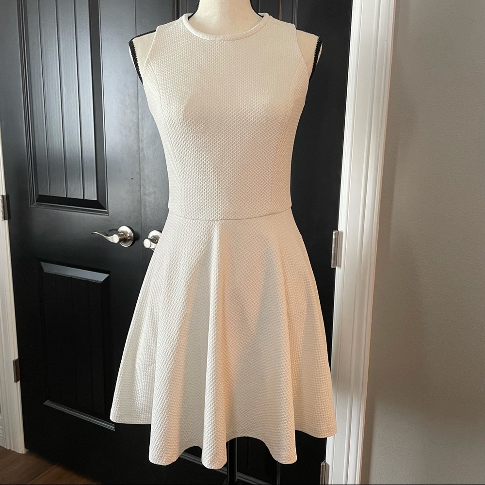 DKNY White Dress Size 0